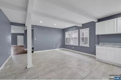 513 Sandford, Newark, NJ 07106 - Photo 17