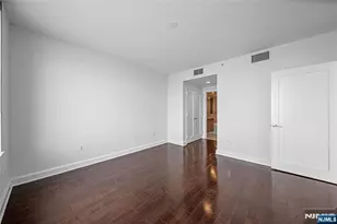 8100 River Road 915, North Bergen, NJ 07047 - Photo 13