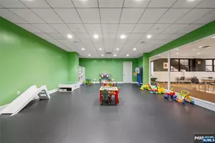 4 Beacon Way 1410, Jersey City, NJ 07304 - Photo 23