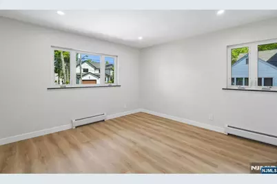 11 Raymond Street, Englewood Cliffs, NJ 07632 - Photo 21