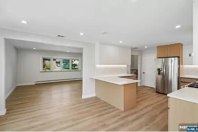 11 Raymond Street, Englewood Cliffs, NJ 07632 - Photo 9