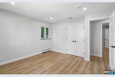 11 Raymond Street, Englewood Cliffs, NJ 07632 - Photo 23