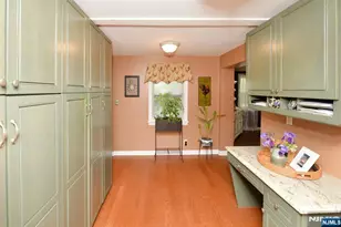 65 Clover Ct, New Milford, NJ 07646 - Photo 11