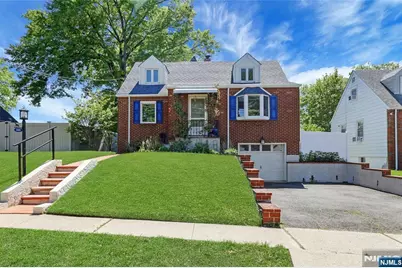 365 Marvin Avenue, Hackensack, NJ 07601 - Photo 1