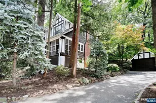388 Allaire Ave, Leonia, NJ 07605 - Photo 35