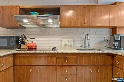 593 Ridgeland Terrace, Englewood, NJ 07631 - Photo 21