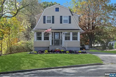 172 Yawpo, Oakland, NJ 07436 - Photo 1