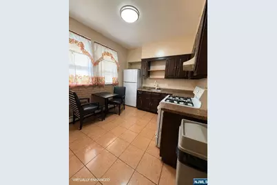 180 Shephard Avenue, Newark, NJ 07112 - Photo 9