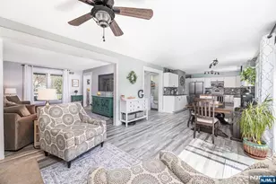 8 E Gate Dr, Vernon, NJ 07418 - Photo 9