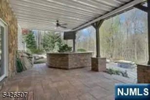 28 Alize Dr, Kinnelon, NJ 07405 - Photo 29