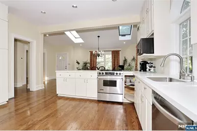 191 Hillside Avenue, Englewood, NJ 07631 - Photo 15