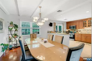 109 Malcolm Rd, Mahwah, NJ 07430 - Photo 17
