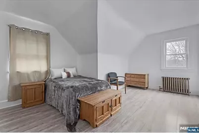 253 Midland Avenue, East Orange, NJ 07017 - Photo 19