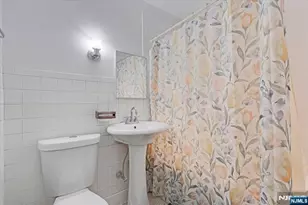 253 Midland Ave, East Orange, NJ 07017 - Photo 15