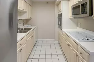 10 Smith Manor Blvd 418, West Orange Township, NJ 07052 - Photo 5