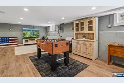 8 Newman Avenue, Verona, NJ 07044 - Photo 37