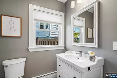 8 Newman Avenue, Verona, NJ 07044 - Photo 31