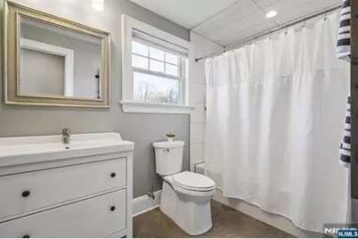 8 Newman Avenue, Verona, NJ 07044 - Photo 27