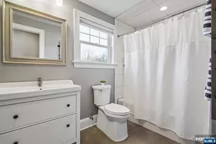 8 Newman Ave, Verona, NJ 07044 - Photo 27