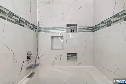 8200C Bulls Ferry Road 10 #10, North Bergen, NJ 07047 - Photo 15