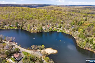 51 Goldfinch Lane, West Milford, NJ 07421 - Photo 41