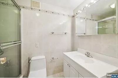 300 Winston Drive 923 #923, Cliffside Park, NJ 07010 - Photo 11