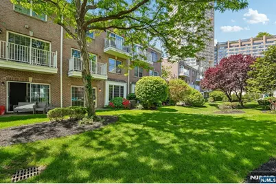 102 Abbie Court, West New York, NJ 07093 - Photo 29