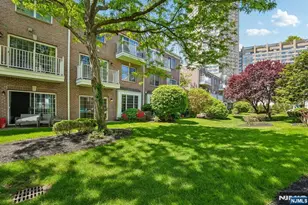 102 Abbie Ct, West New York, NJ 07093 - Photo 29