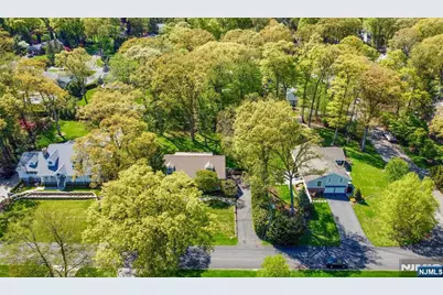 557 Taunton Road, Wyckoff Township, NJ 07481 - Photo 43