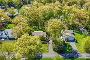 557 Taunton Rd, Wyckoff Township, NJ 07481 - Photo 43