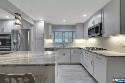 340 Sherman Avenue, Teaneck Township, NJ 07666 - Photo 7