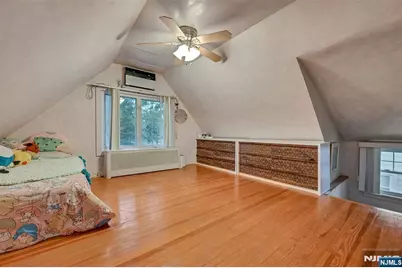 340 Sherman Avenue, Teaneck Township, NJ 07666 - Photo 15