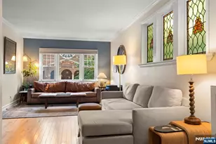 370 Undercliff Ave, Edgewater, NJ 07020 - Photo 9