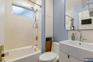 370 Undercliff Ave, Edgewater, NJ 07020 - Photo 29