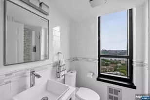 800 Palisade Ave 1701, Fort Lee, NJ 07024 - Photo 33