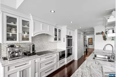 800 Palisade Avenue 1701 #1701, Fort Lee, NJ 07024 - Photo 27