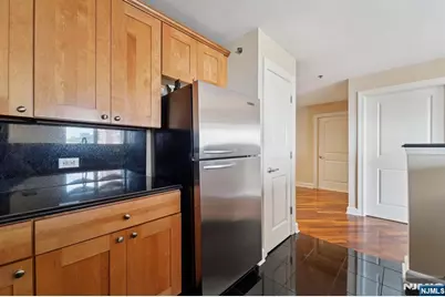 6210 City Place, Edgewater, NJ 07020 - Photo 11