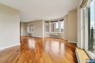6210 City Pl, Edgewater, NJ 07020 - Photo 5
