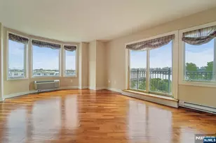 6210 City Pl, Edgewater, NJ 07020 - Photo 7