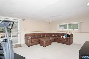 800 Glenside Ct, Oradell, NJ 07649 - Photo 25