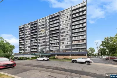 180 Lafayette Ave 4G #4G, Passaic, NJ 07055 - Photo 1