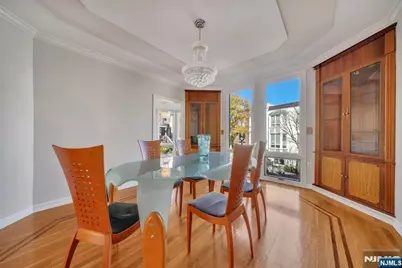 55 Victoria Place, Fort Lee, NJ 07024 - Photo 9