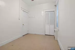 176 Boyd Ave, Jersey City, NJ 07304 - Photo 19