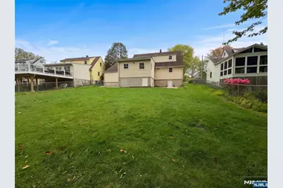 616 River Road, Teaneck Township, NJ 07666 - Photo 31