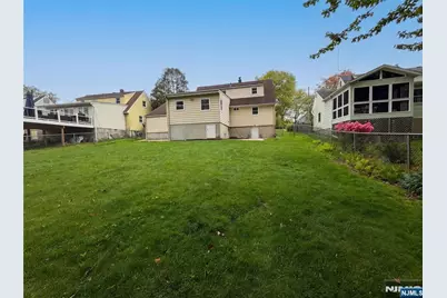 616 River Road, Teaneck Township, NJ 07666 - Photo 5