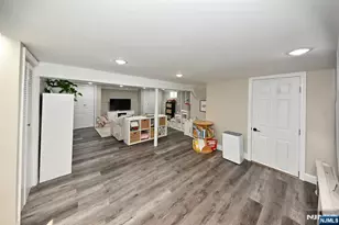 401 Chestnut St, Nutley, NJ 07110 - Photo 25