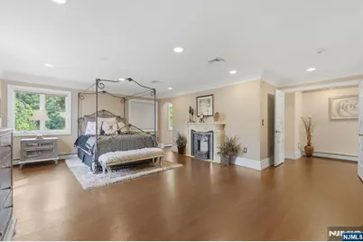 27 Mountainwood Court, Totowa, NJ 07512 - Photo 37