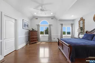 27 Mountainwood Ct, Totowa, NJ 07512 - Photo 25