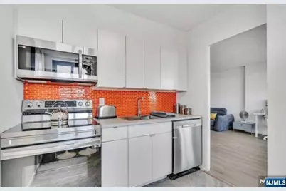 90 Prospect Avenue 10C #10C, Hackensack, NJ 07601 - Photo 17