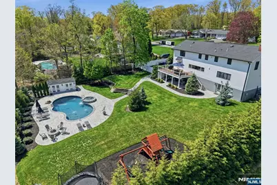 101 Tam O Shanter Drive, Mahwah, NJ 07430 - Photo 3